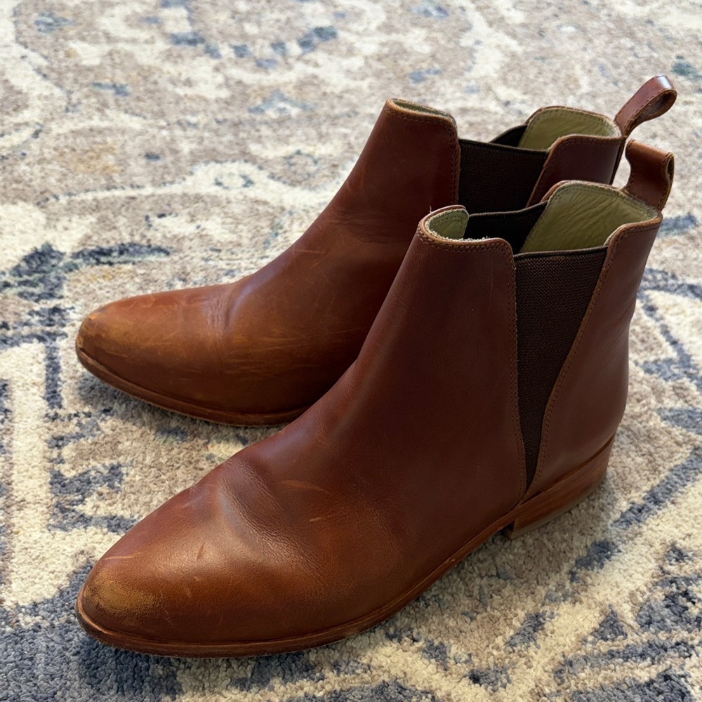 Nisolo Classic Cognac Brown Leather Chelsea Boots - Picture 2 of 8